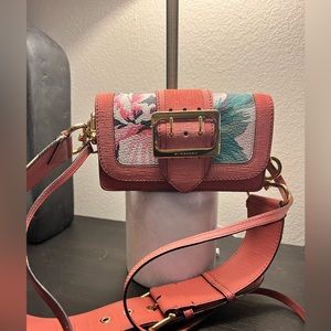 Burberry belt-crossbody bag